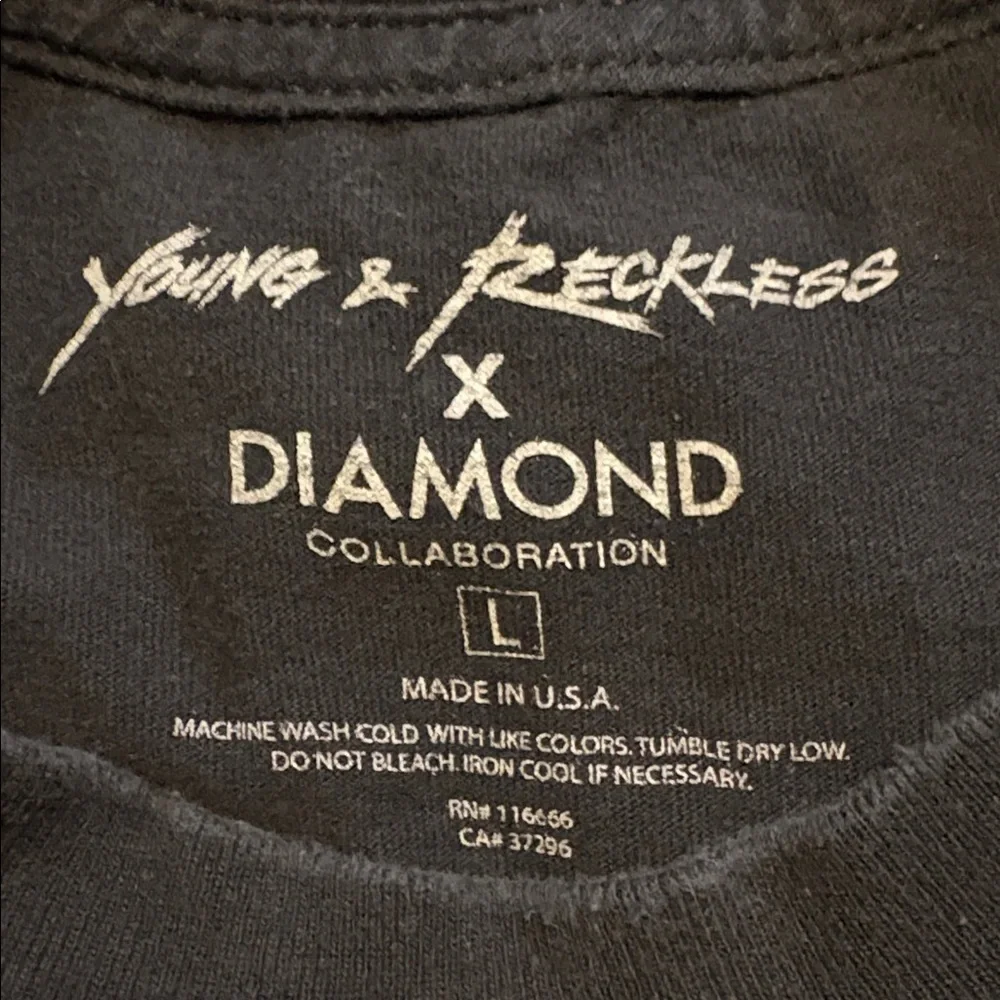 Young & Reckless x Diamond Large Black T Shirt
